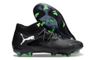 Chuteira Puma Future 8 FG - Preta e Verde com design moderno, otimizada para campos naturais e controle no jogo.
