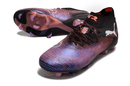 Chuteira Puma Future 8 FG - Roxa e Preto com design arrojado e tecnologia de ponta para futebol.