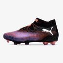 Chuteira Puma Future 8 FG - Roxa e Preto com design moderno e sofisticado para futebol.