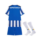 Conjunto Infantil - FC Porto Principal 24/25 com camisola azul e meias brancas, disponível na OLYMPIC STORE.
