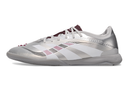 Chuteira Futsal Adidas Predator Elite Fold-Over Tongue IC na cor prata, ideal para desempenho em quadras.
