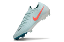 Chuteira Nike Phantom GX II FG - Branca e Azul claro -  Pack Mad Energy