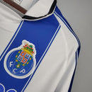 Camisa FC Porto Home 03/04 Retro Branco com escudo e detalhes em azul