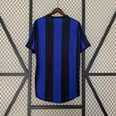 Camiseta retro Inter de Milão 99/00, azul e preto, vista traseira, estilo clássico.