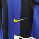 Inter de Milão camisa retro 99/00 com logo Nike em destaque em azul e preto.