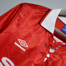 Camisa Manchester United Home 92/94 Retro em vermelho com logo Umbro e detalhes clássicos