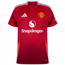 Camisa do Manchester United home 24/25 na cor vermelha, com logotipo e patrocinador na frente.
