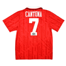 Camisa retrô Manchester United 92/94, modelo Cantona com número 7, cor vermelha e design icônico.