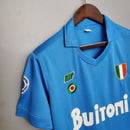 Camisolas Napoli Home 87/88 Retro, camiseta de futebol azul com detalhes e a logo Buitoni.