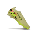 Chuteira Nike Air Zoom Mercurial Vapor 16 Mad Voltage Pack em destaque com design inovador e cores vibrantes.
