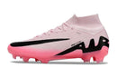 Nike Mercurial Superfly 9 FG - Rosa em rosa e preto, ideal para futebol com desempenho superior e controlo de bola.