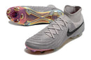 Nike Phantom Luna Elite NU FG Cinza, chuteira de futebol com tecnologia Phantom Sense e design em cinza.