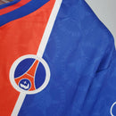 Camisola PSG Home 95/96 Retro Azul e Vermelho com logo icônico do clube.